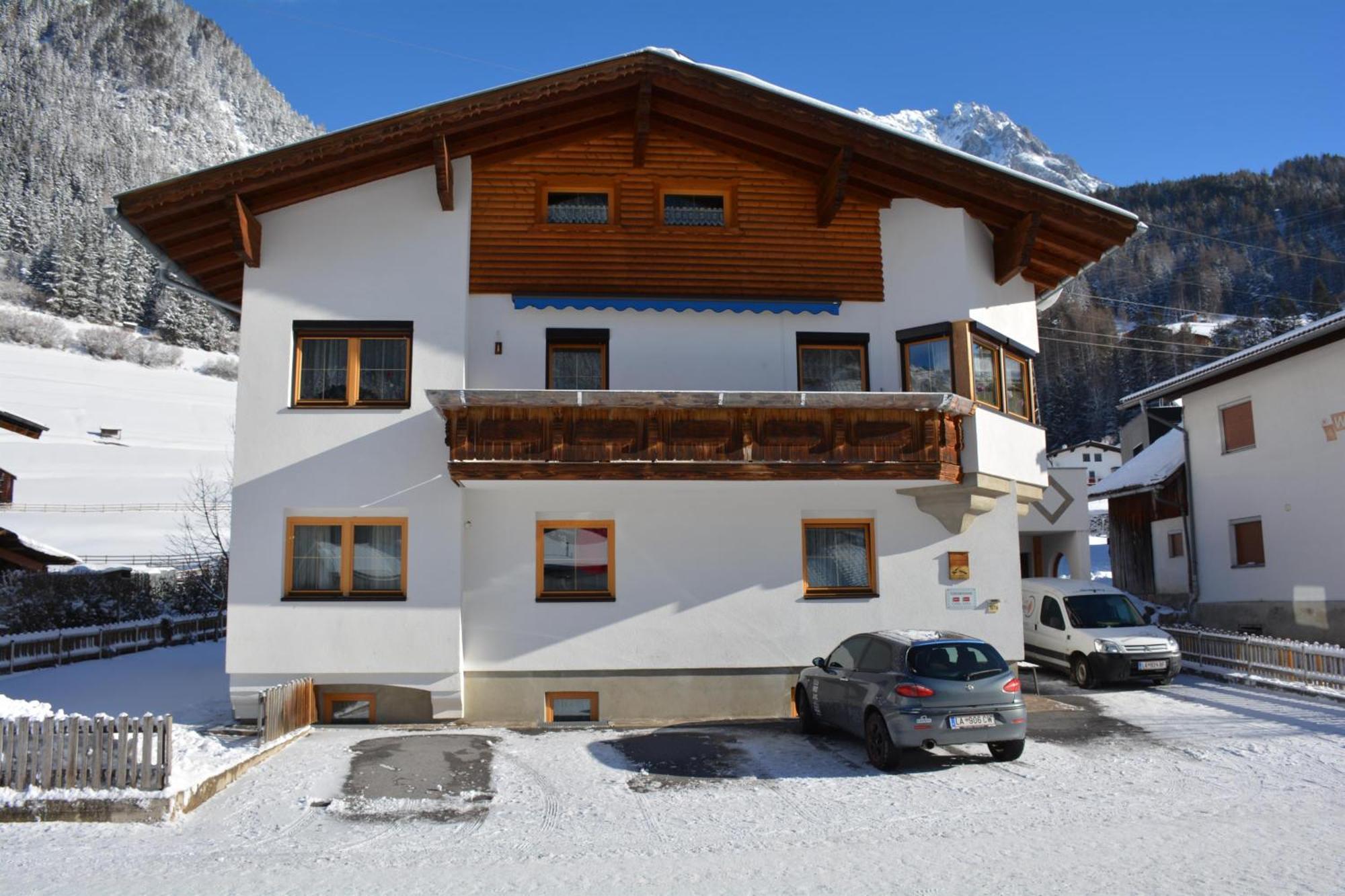 Haus Schimpfoessl Flirsch Exterior foto